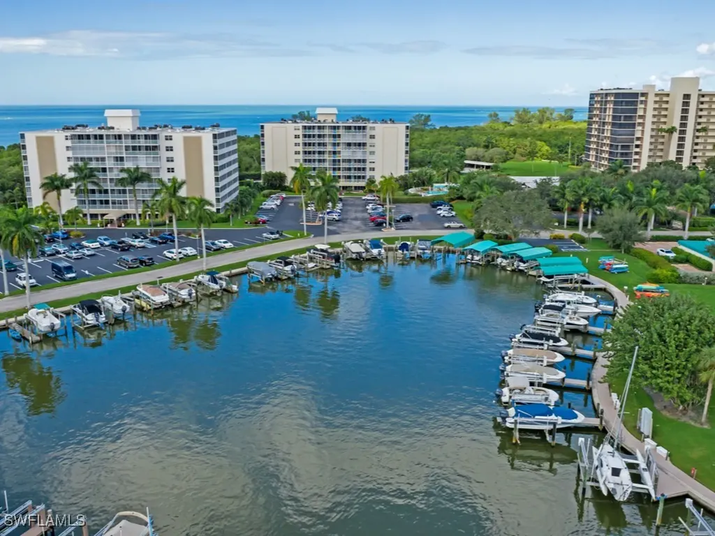 3 Bluebill Avenue Naples FL 34108