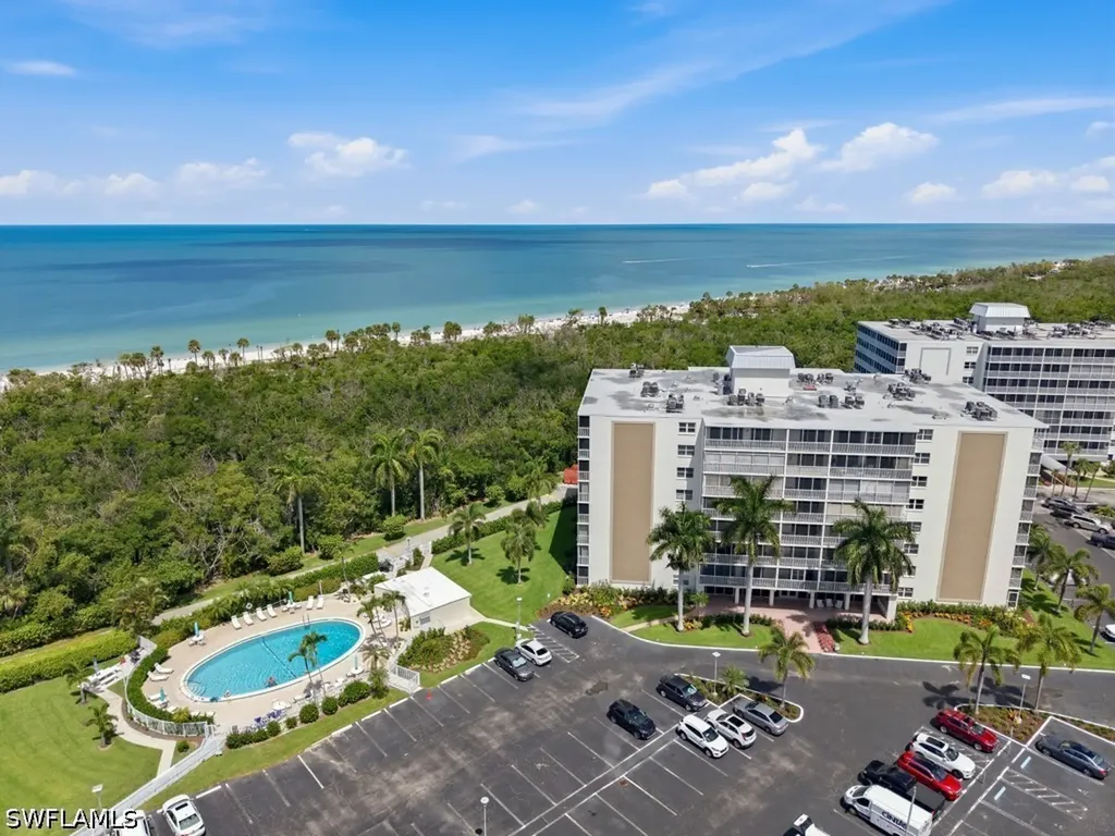 3 Bluebill Avenue Naples FL 34108