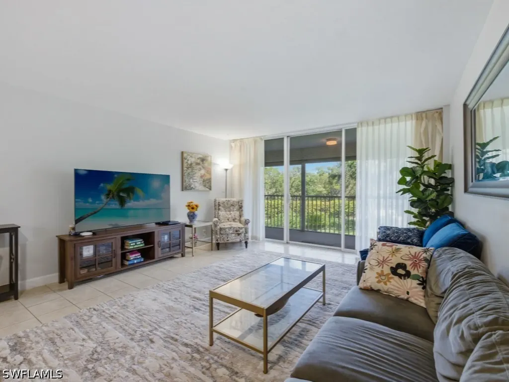 3 Bluebill Avenue Naples FL 34108