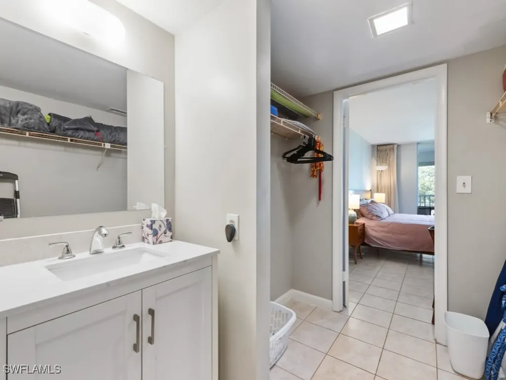 3 Bluebill Avenue Naples FL 34108