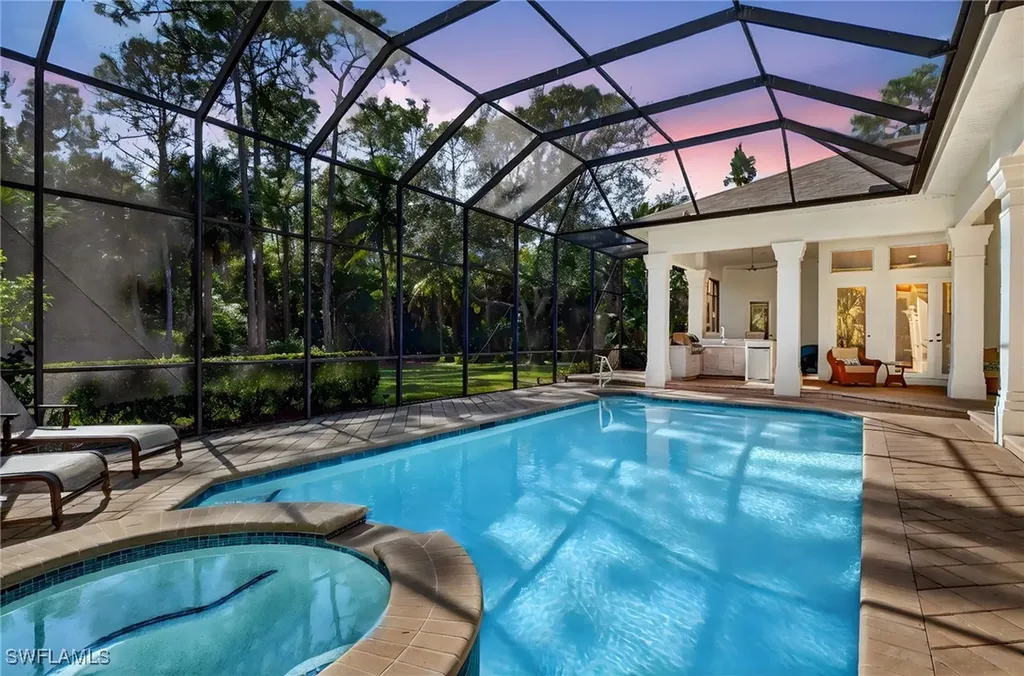 4810 Sycamore Drive Naples FL 34119