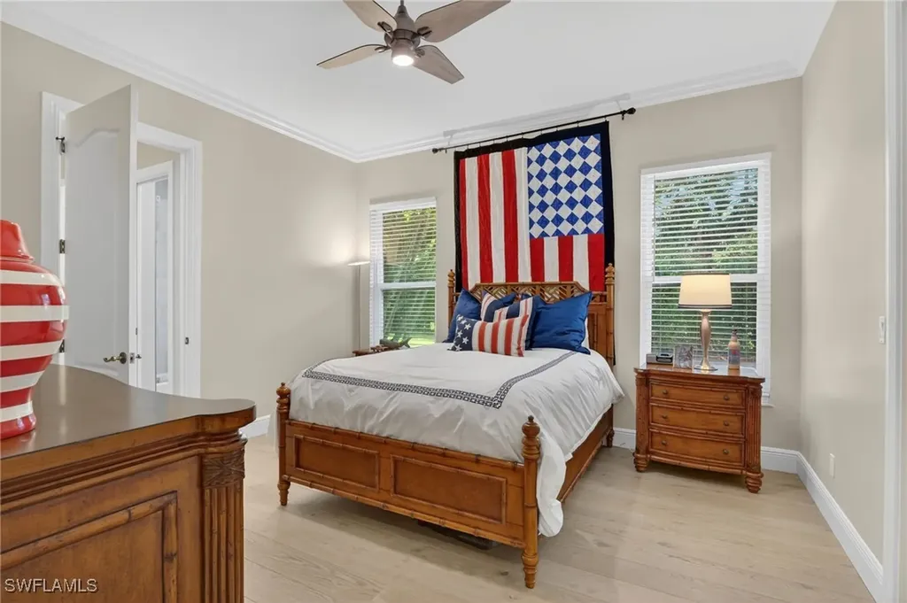 4810 Sycamore Drive Naples FL 34119