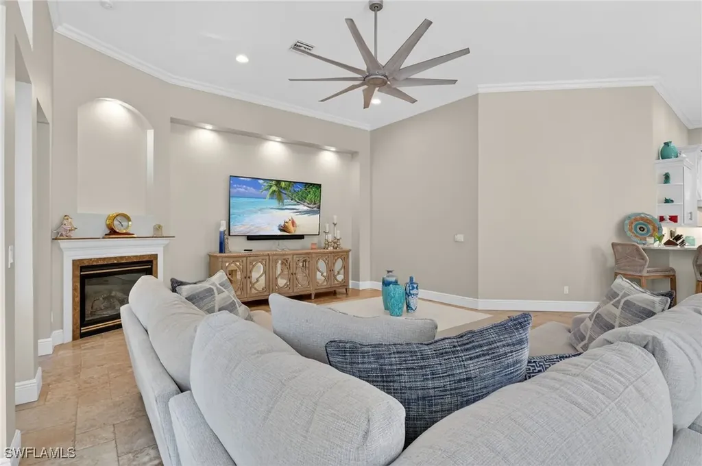 4810 Sycamore Drive Naples FL 34119