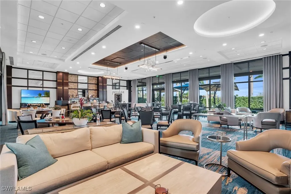 985 Sandpiper Street SW Naples FL 34102