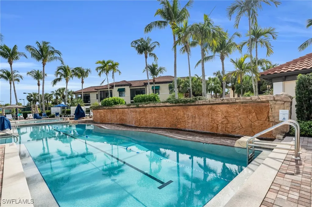 985 Sandpiper Street SW Naples FL 34102