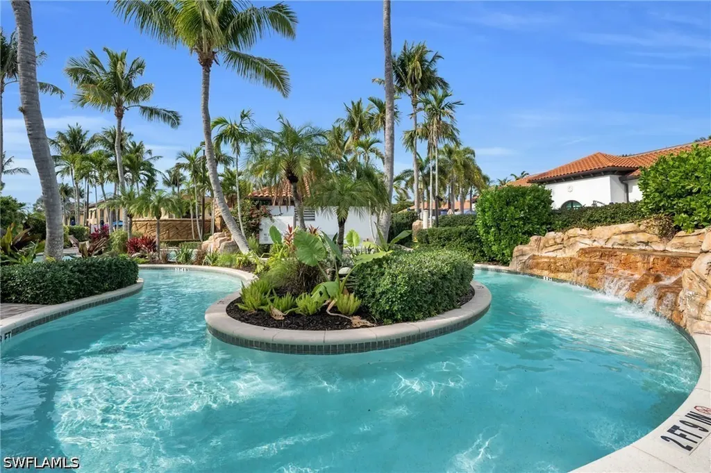 985 Sandpiper Street SW Naples FL 34102
