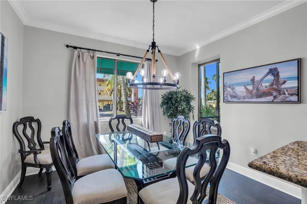 985 Sandpiper Street SW Naples FL 34102