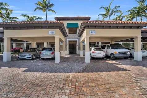985 Sandpiper Street SW Naples FL 34102
