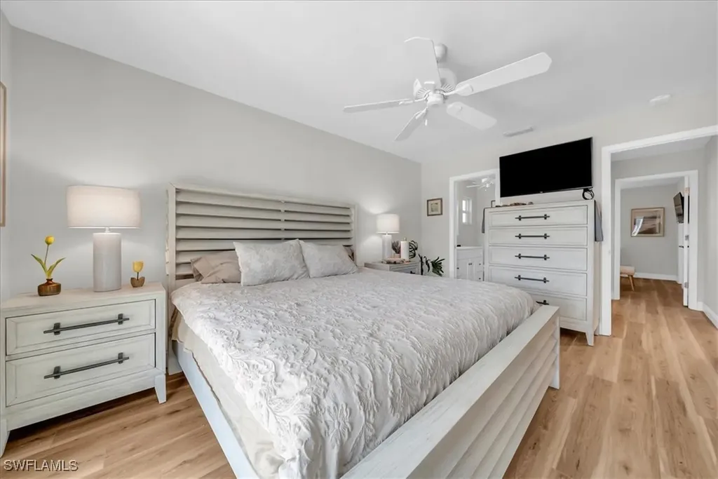 128 San Salvador Street Naples FL 34113