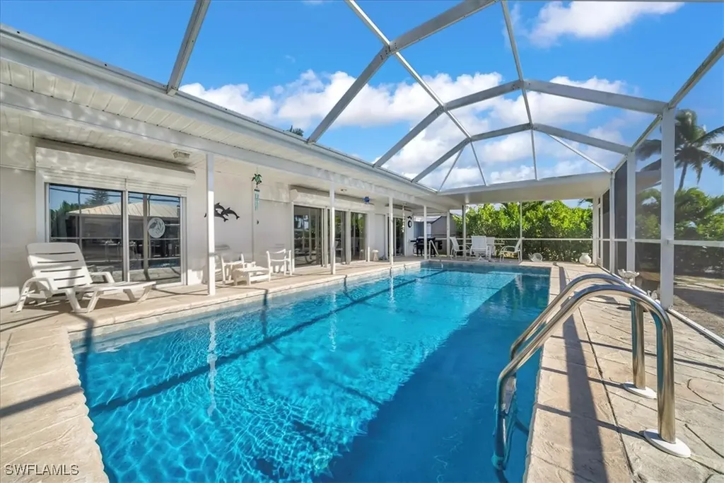 128 San Salvador Street Naples FL 34113