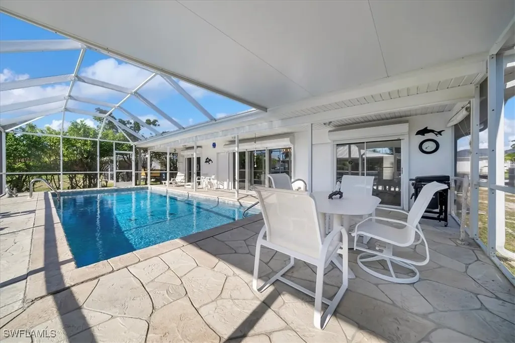 128 San Salvador Street Naples FL 34113
