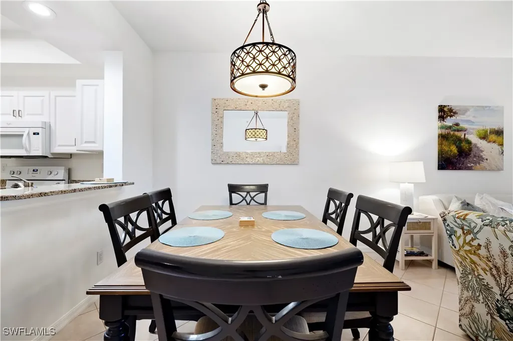 2345 Carrington Court Naples FL 34109