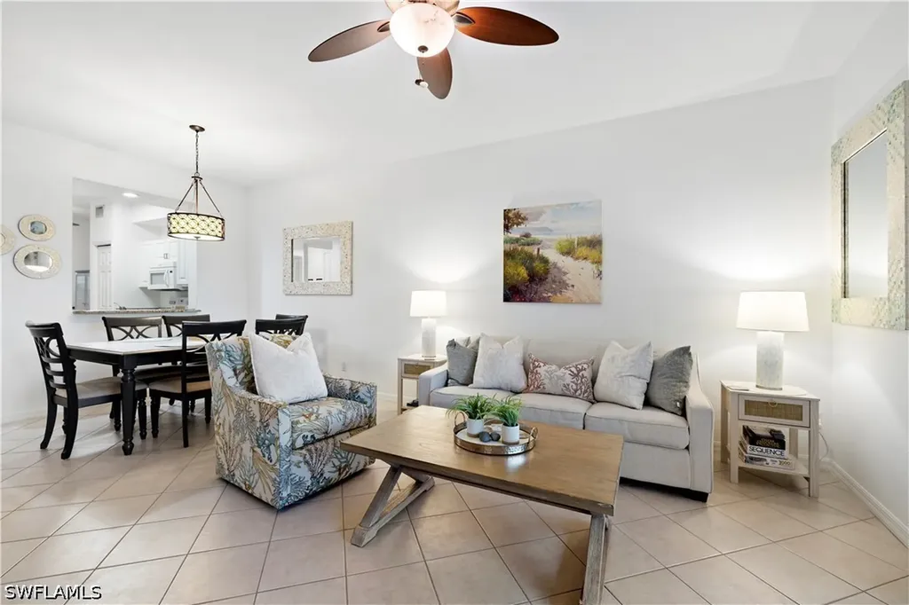 2345 Carrington Court Naples FL 34109