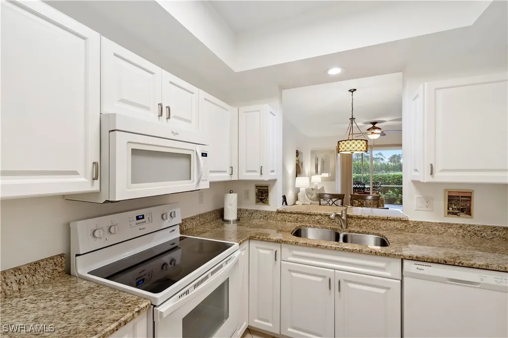 2345 Carrington Court Naples FL 34109