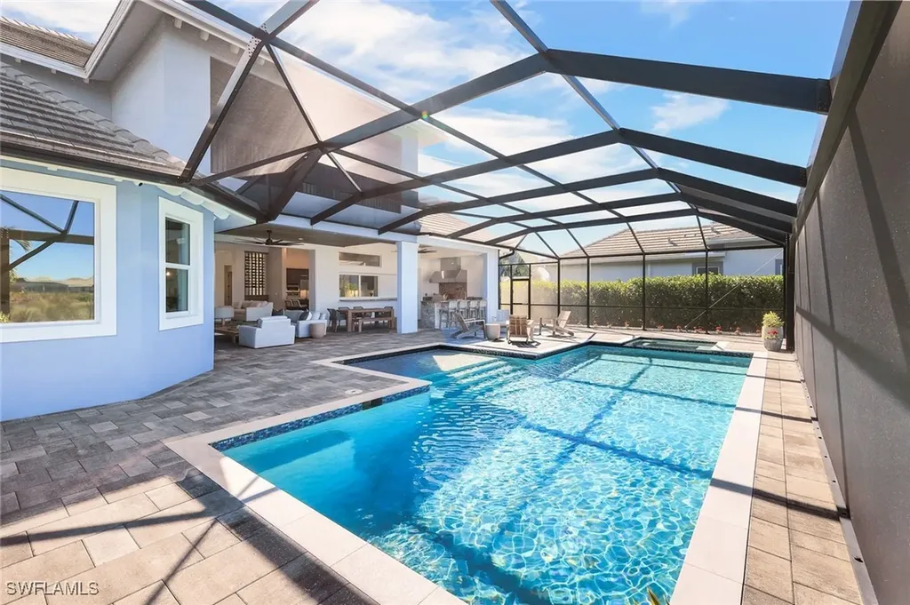 6273 Negril Isle Drive Naples FL 34113