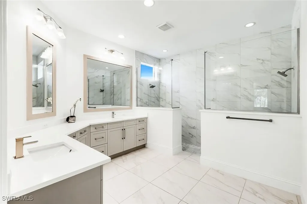 6273 Negril Isle Drive Naples FL 34113