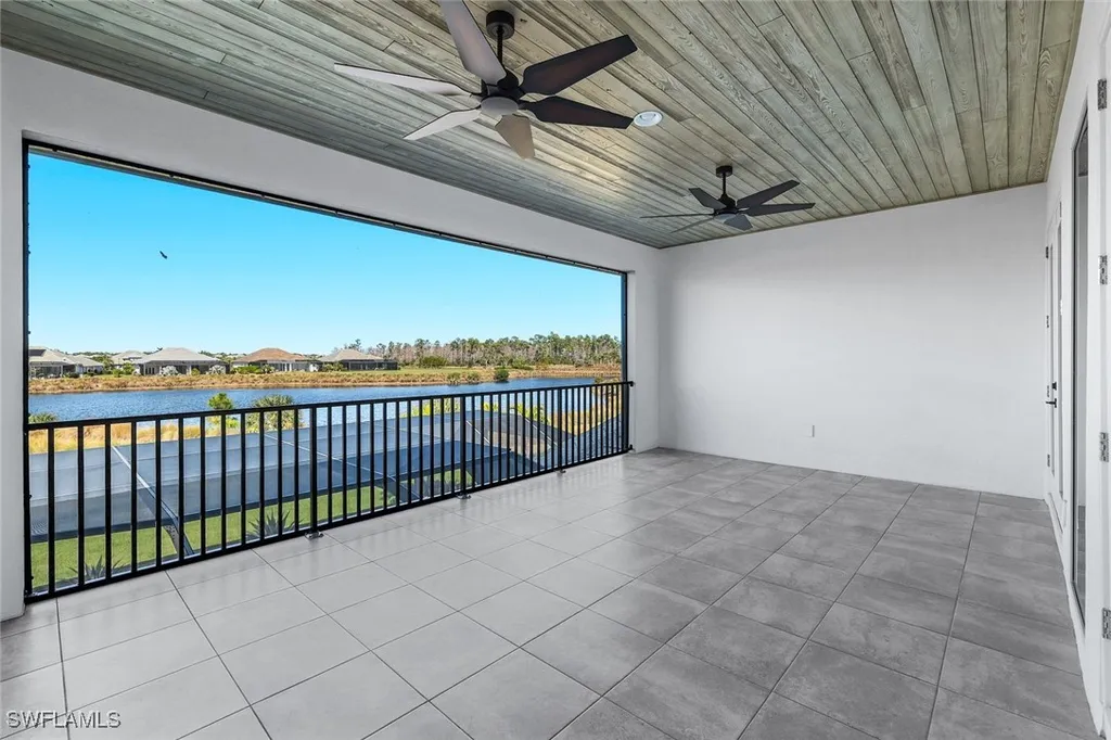 6273 Negril Isle Drive Naples FL 34113