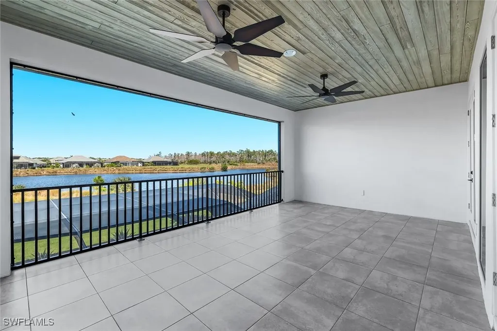 6273 Negril Isle Drive Naples FL 34113