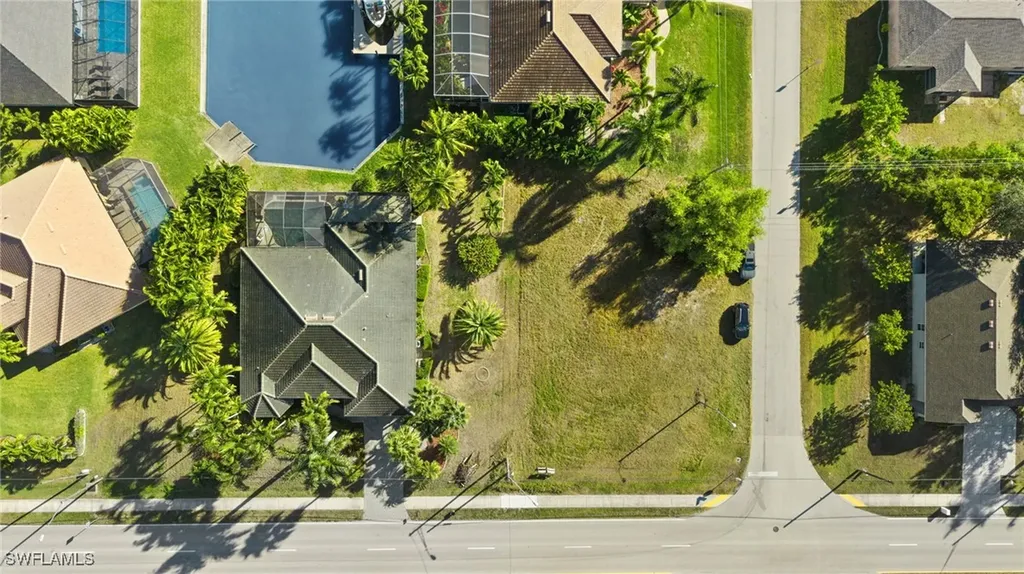4015 Chiquita Boulevard S Cape Coral FL 33914