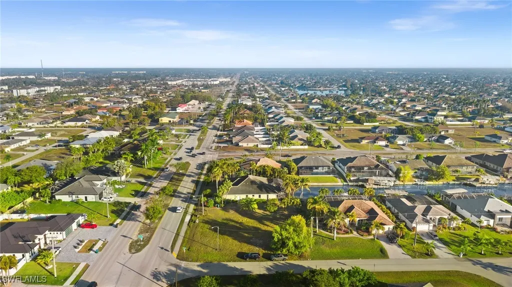 4015 Chiquita Boulevard S Cape Coral FL 33914