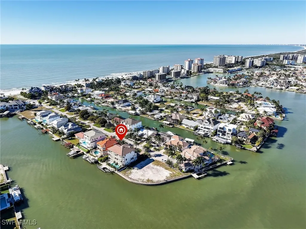 Naples FL, 264 Bayview Avenue