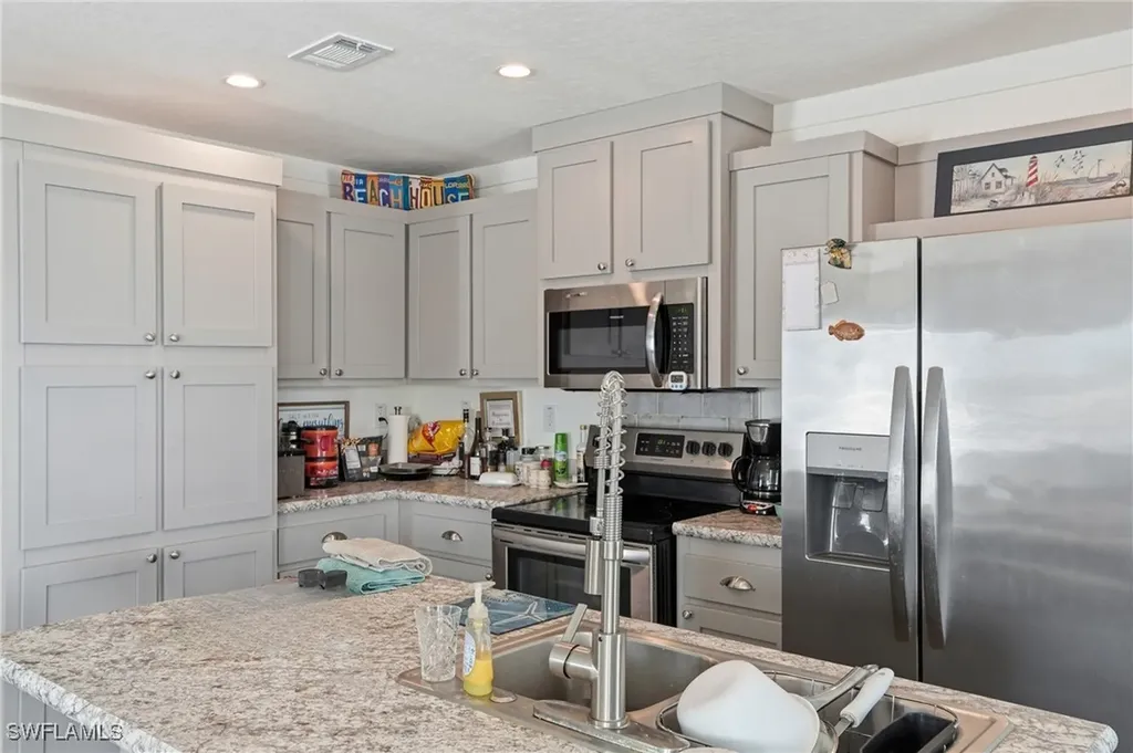 11291 Azalea Lane Fort Myers Beach FL 33931