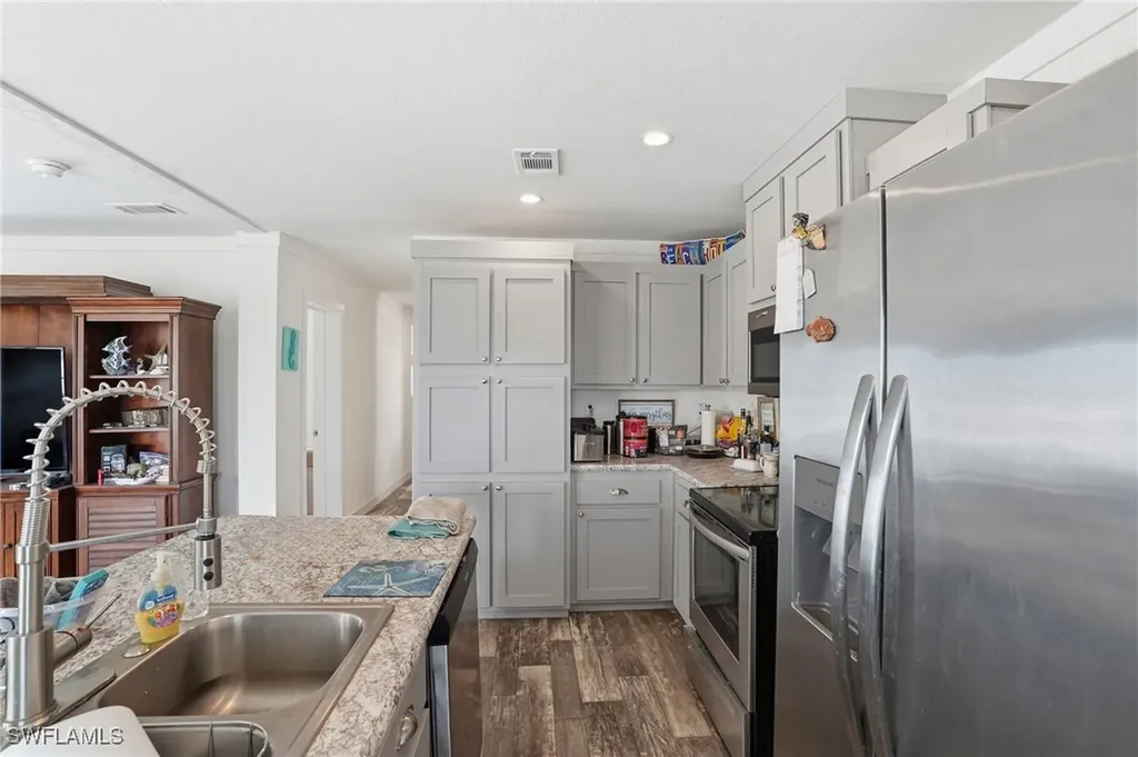 11291 Azalea Lane Fort Myers Beach FL 33931