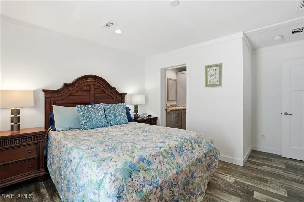 11291 Azalea Lane Fort Myers Beach FL 33931