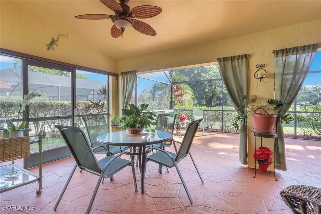 478 Countryside Drive Naples FL 34104