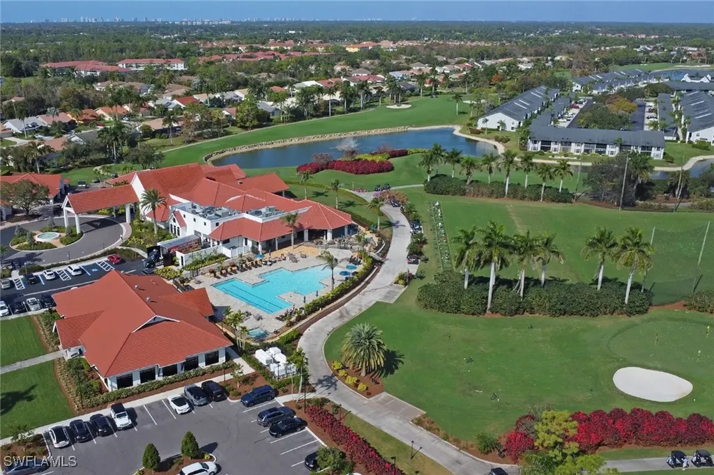 478 Countryside Drive Naples FL 34104