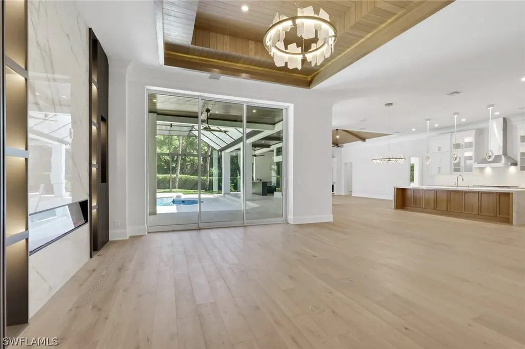 Naples FL, 1331 Little Blue Heron Court