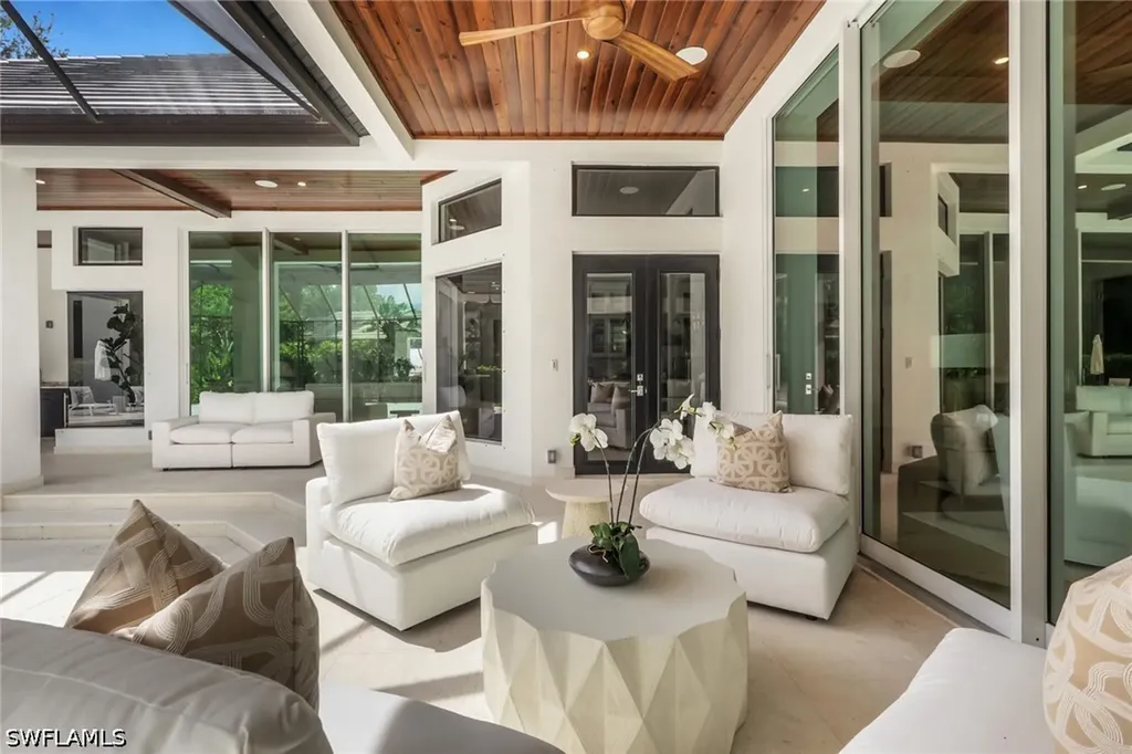 1331 Little Blue Heron Court Naples FL 34108