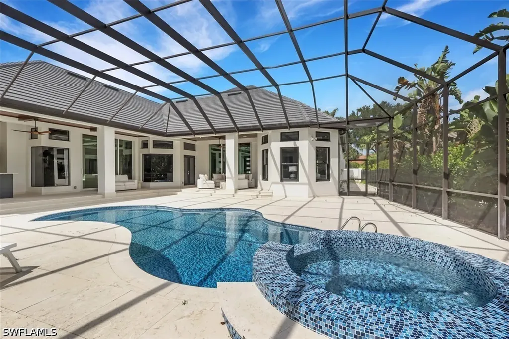 1331 Little Blue Heron Court Naples FL 34108