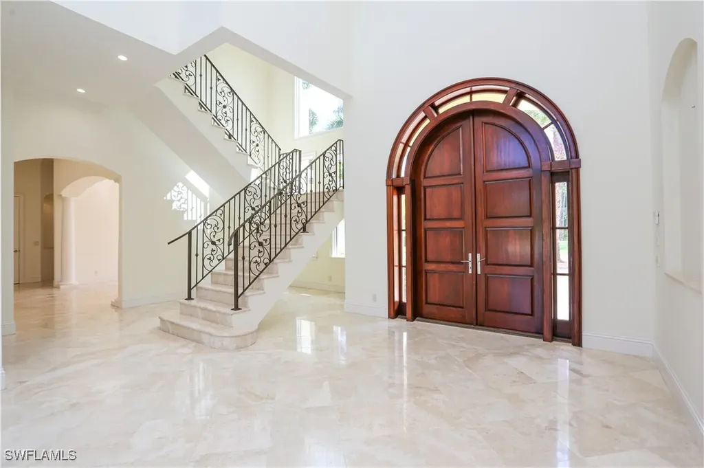 823 Cassena Road Naples FL 34108