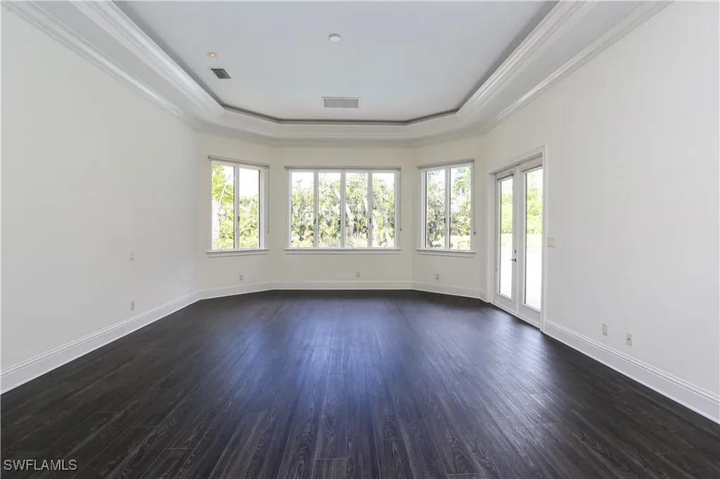823 Cassena Road Naples FL 34108