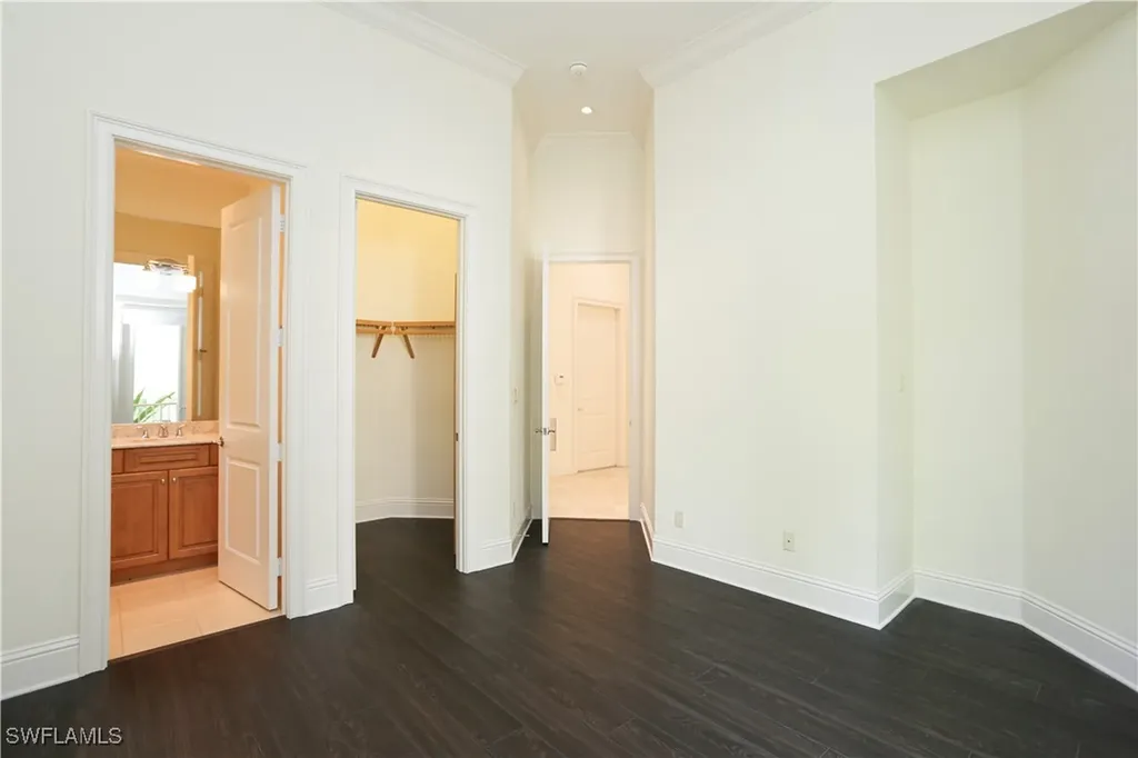 823 Cassena Road Naples FL 34108
