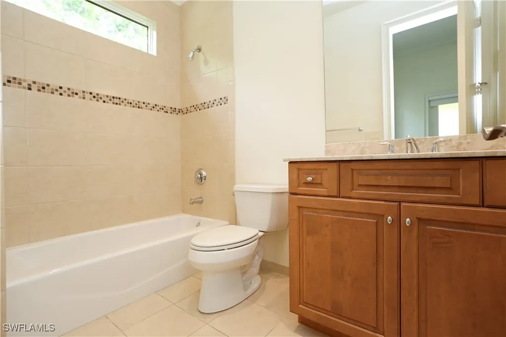 823 Cassena Road Naples FL 34108