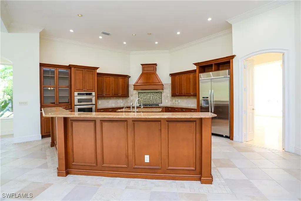 823 Cassena Road Naples FL 34108