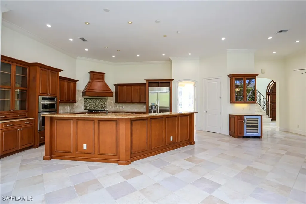 823 Cassena Road Naples FL 34108