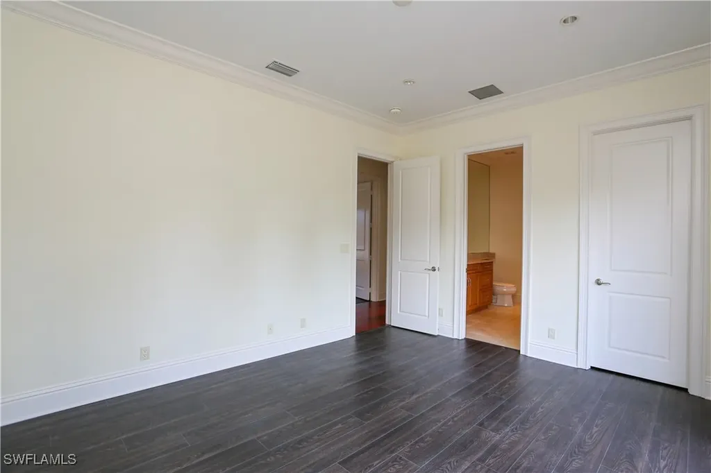 823 Cassena Road Naples FL 34108