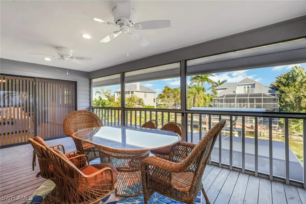 1282 Belaire Court W Naples FL 34110