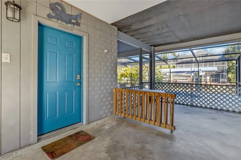 1282 Belaire Court W Naples FL 34110