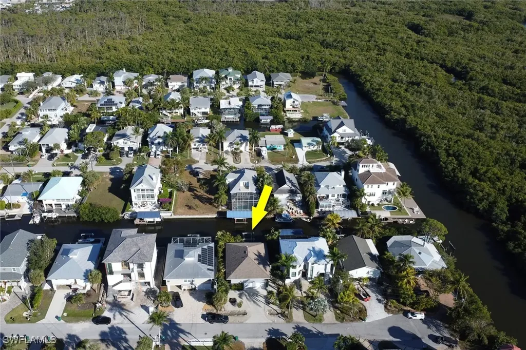 1282 Belaire Court W Naples FL 34110