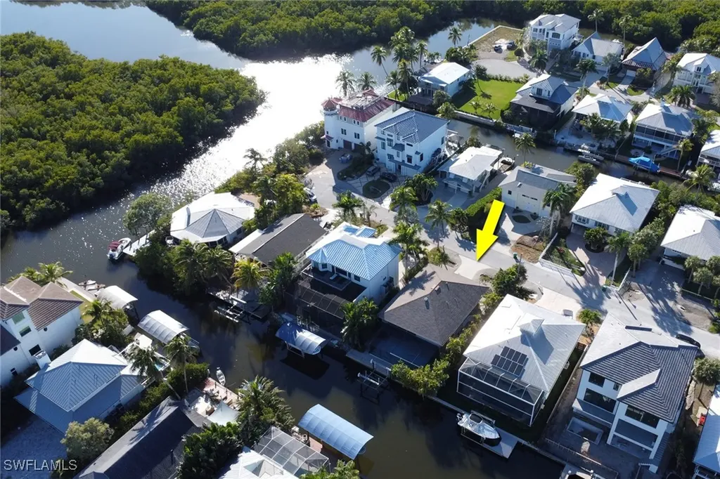 1282 Belaire Court W Naples FL 34110
