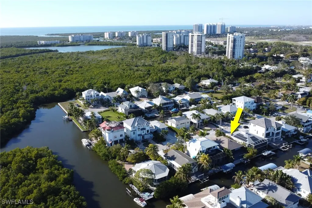 1282 Belaire Court W Naples FL 34110