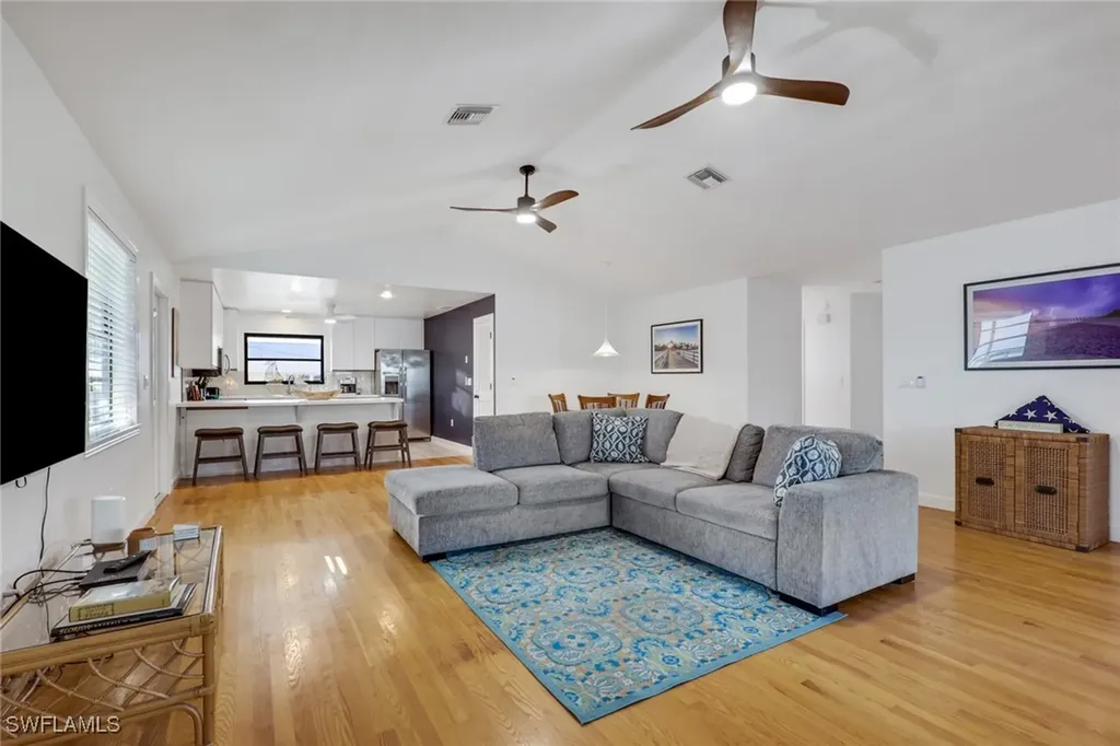 1282 Belaire Court W Naples FL 34110