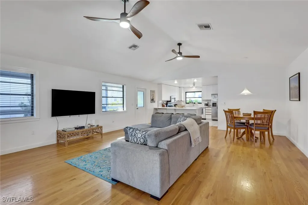 1282 Belaire Court W Naples FL 34110