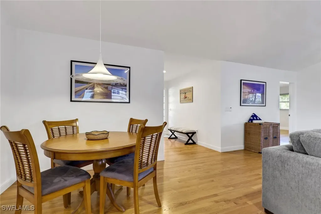 1282 Belaire Court W Naples FL 34110