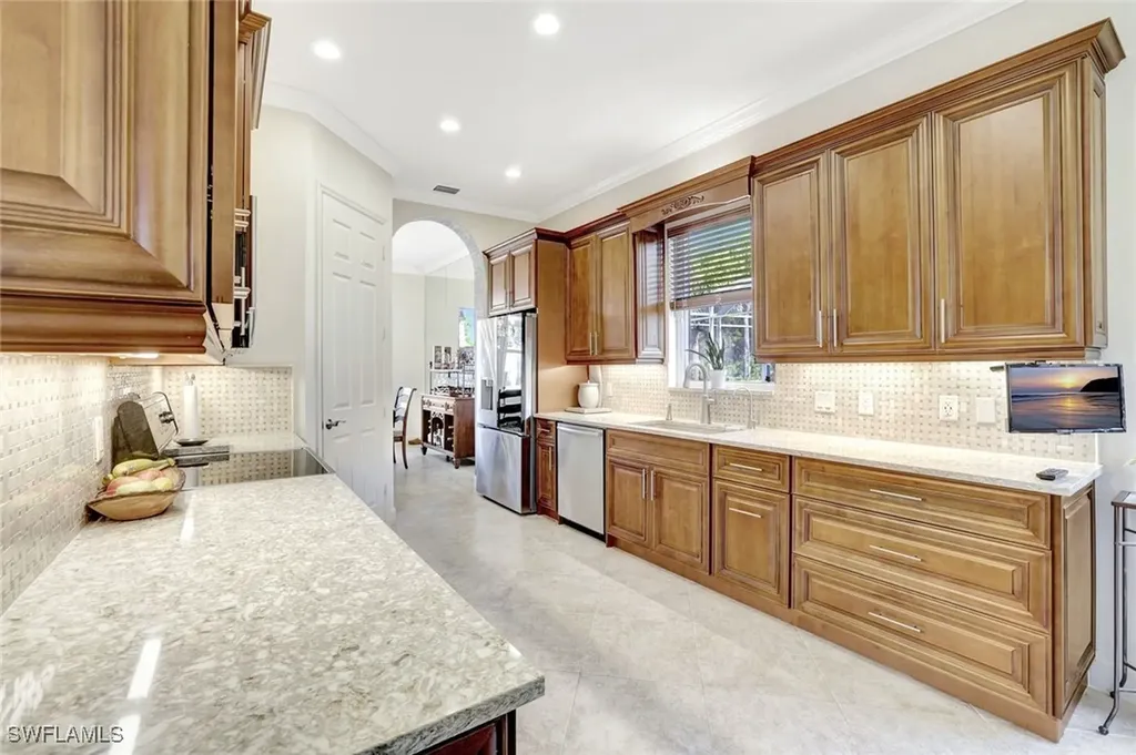 6151 Ashwood Lane Naples FL 34110