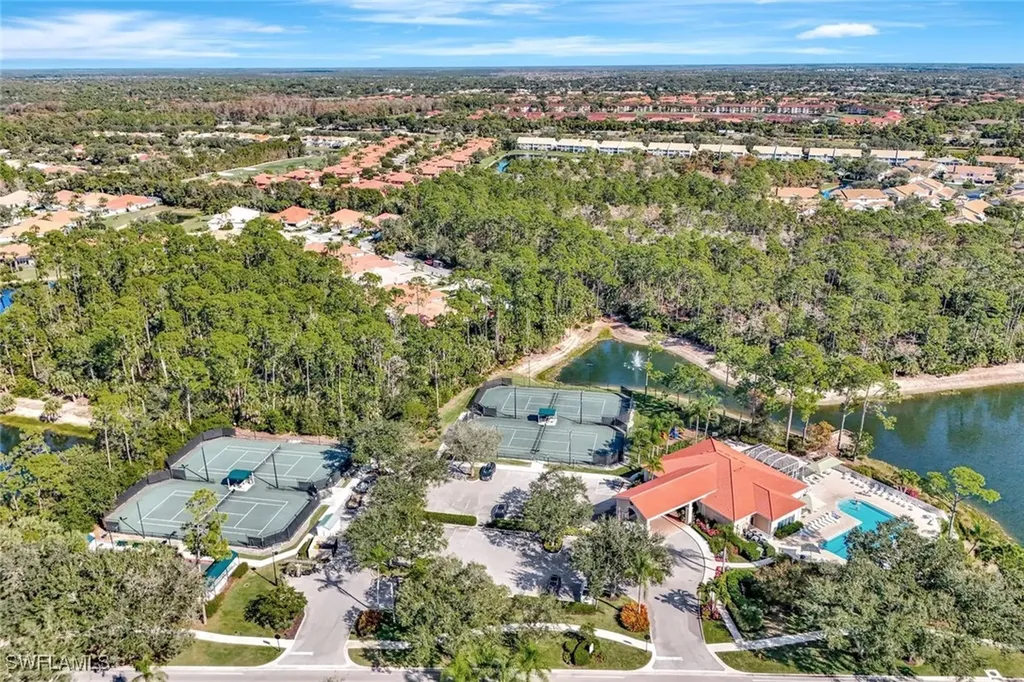 6151 Ashwood Lane Naples FL 34110